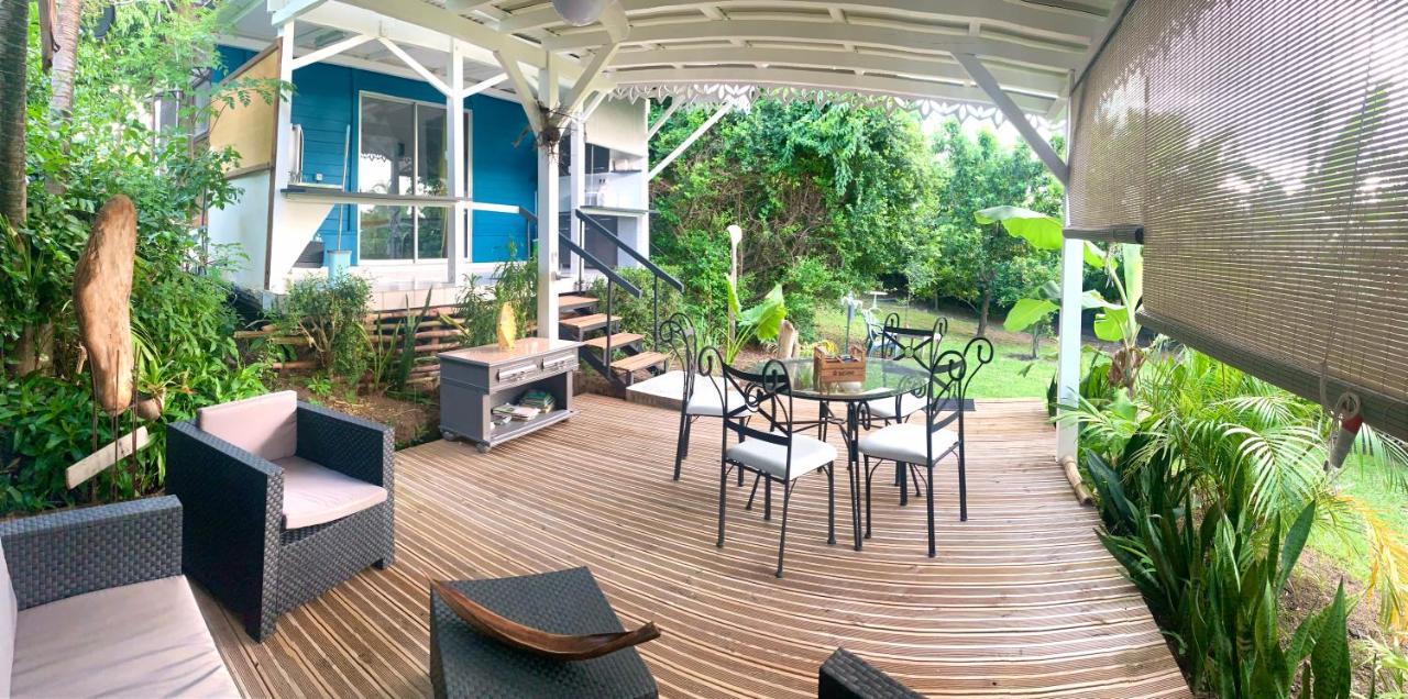 Lodge Pamplemousse Avec Piscine Privative , Dans Parc Calme A 500 M Plage 勒卡尔贝 外观 照片